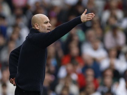 بيب غوارديولا مدرب مانشستر سيتي خلال مواجهة فولهام في الدوري الإنجليزي الممتاز - 30 أبريل 2023 - reuters 