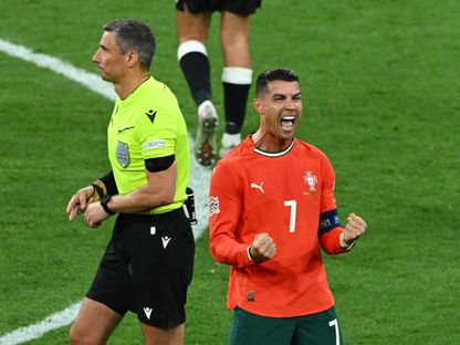 فرحة البرتغالي كريستيانو رونالدو بهدفه في مرمى ألمانيا في نصف نهائي دوري الأمم الأوروبية - 4 يونيو 2025 - Reuters