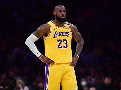ليبرون جيمس لاعب ليكرز خلال مواجهة مينيسوتا تيمبرولفز في الأدوار الإقصائية بدوري السلة الأميركي - 1 مايو 2025 - IMAGN IMAGES via Reuters Connect