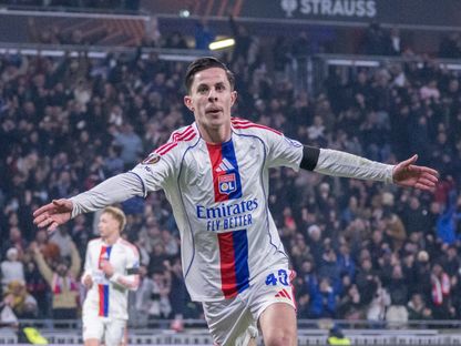 كريم بنزيما يخسر رقمه القياسي كأصغر هداف لأولمبيك ليون بأوروبا