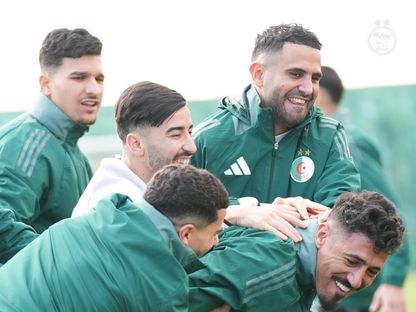أجواء حماسية في تدريبات منتخب الجزائر بعد الفوز على السودان في كأس إفريقيا - 25 ديسمبر 2025 - X/@LesVerts