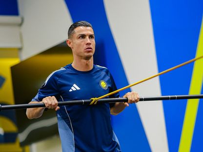 كريستيانو رونالدو نجم نادي النصر يبدأ برنامجه العلاجي في غرفة العلاج الطبيعي بمقر النادي - 3 مارس 2026 - X/@AlNassrFC