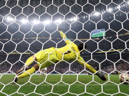 حارس مرمى منتخب فرنسا هوغو لوريس خلال مباراة الأرجنتين - 18 ديسمبر 2022  - Getty 