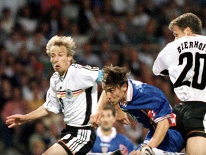 مهاجم ألمانيا أوليفر بيرهوف ضد كرواتيا في كأس العالم 1998  - Getty