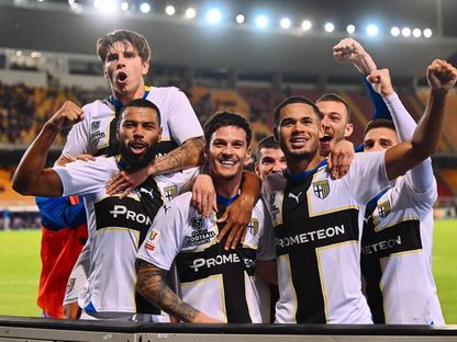 فرحة لاعبي بارما بالفوز على ليتشي في كأس إيطاليا - 1 نوفمبر 2023 - twitter/1913parmacalcio