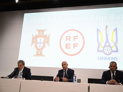 اجتماع رؤساء اتحادات البرتغال وإسبانيا وأوكرانيا لكرة القدم في مقر الاتحاد الأوروبي لكرة القدم (يويفا) - 5 أكتوبر 2022 - uaf.ua