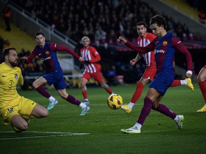 جواو فيليكس يسجل هدف فوز برشلونة على أتلتيكو مدريد في الليغا 3-12-2023 - barcelona/x