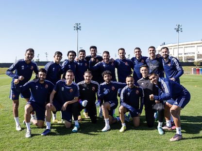 لاعبون من النادي الأهلي خلال حصة تدريبية في المغرب - 5 فبراير 2023  - Twitter/@AlAhly