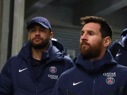 ليونيل ميسي ونيمار قبل مواجهة مارسيليا في كأس فرنسا -8 فبراير 2023 - Reuters
