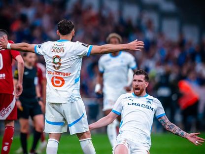 الجزائري أمين غويري مهاجم أولمبيك مارسيليا يحتفل بأحد أهدافه في مرمى بريست في الدوري الفرنسي - 27 أبريل 2025 - x/@OM_Officiel