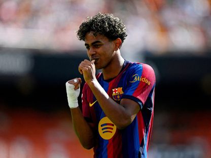 لامين يامال يحتفل بهدفه في مباراة فالنسيا وبرشلونة بالدوري الإسباني - 6 سبتمبر 2026 - Reuters