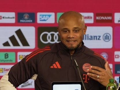 مدرب بايرن ميونيخ فينسنت كومباني خلال مؤتمر صحفي - 29 نوفمبر 2024 - X@FCBayern