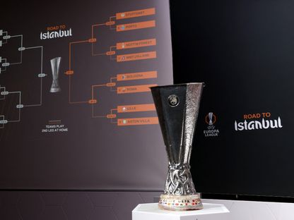 كأس الدوري الأوروبي خلال قرعة دور الـ16 وربع النهائي ونصف النهائي في مقر الاتحاد الأوروبي لكرة القدم في نيون - 27 فبراير 2026 - Reuters