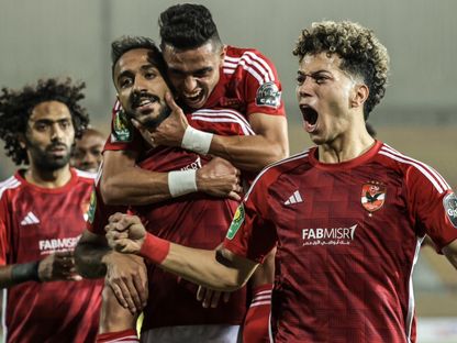 محمود كهربا وإمام عاشور في مباراة الأهلي وميدياما بدوري أبطال إفريقيا 25-11-2023 - Ahly/x