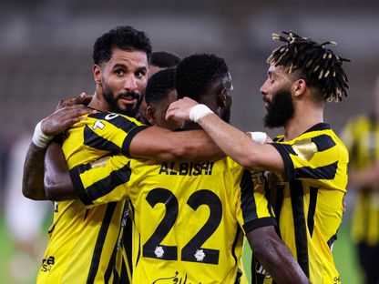 احتفال لاعبي الاتحاد بتسجيل هدف في شباك ضمك ضمن الدوري السعودي - 11 مايو 2026 - X/@ittihad