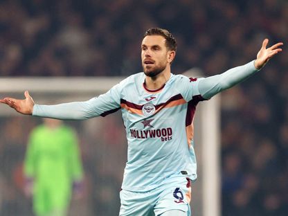 جوردان هندرسون لاعب برينتفورد خلال مواجهة بورنموث بالدوري الإنجليزي الممتاز - 3 مارس 2026 - REUTERS