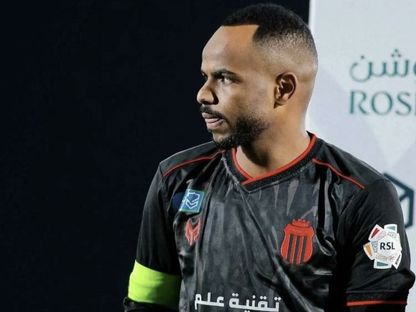 3 خيارات.. جيسوس يُطالب بظهير أيسر جديد في النصر