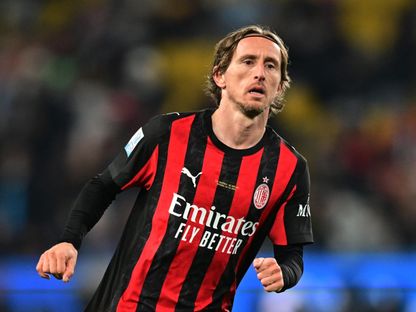 لاعب ميلان لوكا مودريتش خلال مباراة نابولي بكأس السوبر الإيطالي - 18 ديسمبر 2025 - Reuters