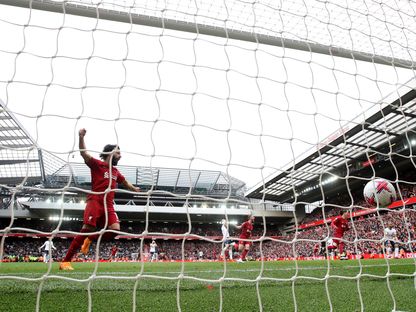 ديوغو جوتا يسجل هدف ليفربول الرابع في مرمى توتنهام بالدوري الإنجليزي الممتاز - 30 أبريل 2023  - REUTERS