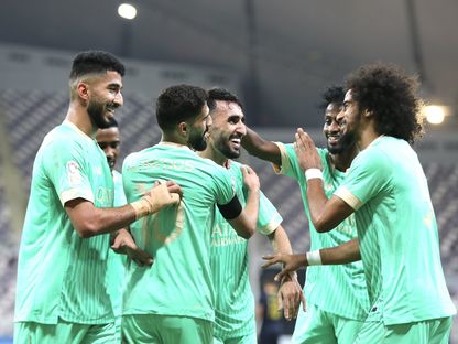 لاعبو السد يحتفلون بعد التسجيل بمواجهة الغرافة في الدوري القطري - 28 سبتمبر 2023 - X/@AlsaddSC