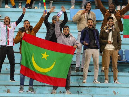 جانب من حضور جمهور منتخب موريتانيا في مباراة تونس الودية - 6 يناير 2024  - Facebook/FFRIM 