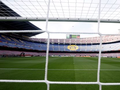 ملعب "كامب نو" قبل مباراة بين برشلونة ومانشستر يونايتد في الدوري الأوروبي - 16 فبراير 2023 - Reuters 