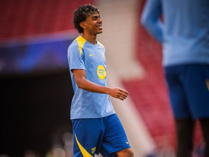 لامين يامال في تدريب برشلونة الأخير قبل مواجهة أتلتيكو مدريد في دوري أبطال أوروبا - 13 أبريل 2026 - X/@FCBarcelona_es