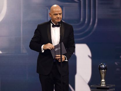 جياني إنفانتينو رئيس الاتحاد الدولي لكرة القدم "فيفا" خلال حفل جوائز "ذا بيست" - 27 فبراير 2023 - reuters