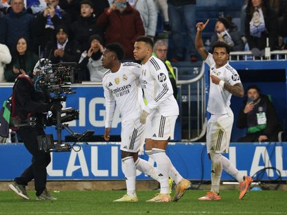 قناة تلفزيونية تكشف كلمات فينيسيوس بعد تجاهل ركلة جزاء لريال مدريد