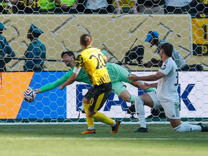 كورتوا: تصديت من كل قلبي لتسديدة سابيتزر أمام دورتموند