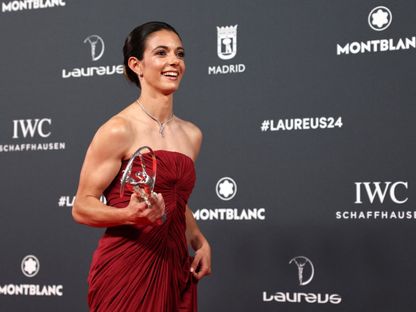 الإسبانية أيتانا بونماتي بعد تتويجها بجائزة لوريوس لأفضل رياضية في العالم لنسخة عام 2024 - 22 أبريل 2024 - Reuters