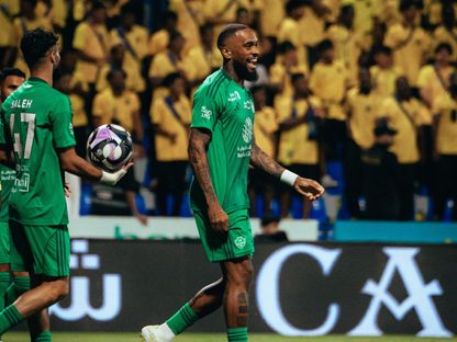 إيفان توني مهاجم الأهلي يحتفل بهدفه أمام التعاون بدوري روشن السعودي - 11 مايو 2026 - x@ALAHLI_FC