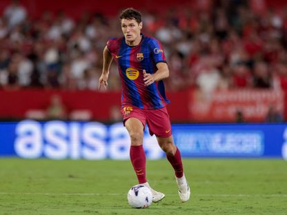 الدنماركي كريستيان كريستينسن، مدافع برشلونة خلال مواجهة إشبيلية في الدوري الإسباني - 19 سبتمبر 2026 - Getty Images