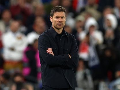 مدرب ريال مدريد تشابي ألونسو خلال المواجهة أمام ليفربول في دوري أبطال أوروبا - 5 نوفمبر 2025 - Reuters