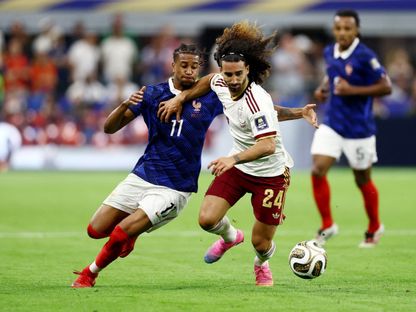 مايكل أوليسيه في مواجهة مارك كوكوريا خلال نصف نهائي كأس العالم بين فرنسا وإسبانيا - 14 يوليو 2026 - Reuters