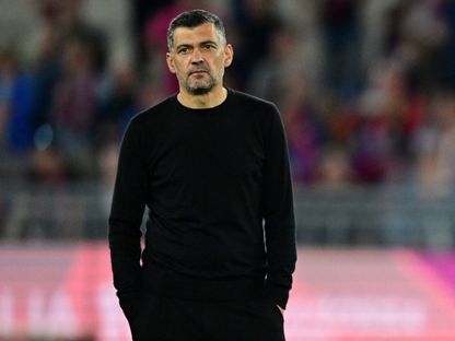 المدرب البرتغالي سيرجيو كونسيساو - REUTERS