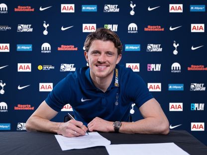 كونور غالاغر يوقع على عقد انضمامه إلى توتنهام قادما من أتلتيكو مدريد - 14 يناير 2026 - tottenhamhotspur.com