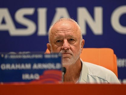 غراهام أرنولد مدرب العراق خلال المؤتمر الصحفي قبل مواجهة السعودية في تصفيات كأس العالم - 13 أكتوبر 2025 - REUTERS