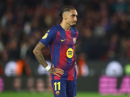 حسرة رافينيا بعد خروج برشلونة من كأس ملك إسبانيا أمام أتلتيكو مدريد - 4 مارس 2026 - Reuters