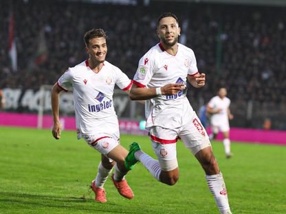 محمد الرايحي لاعب الوداد الرياضي يحتفل بتسجيل هدف في مرمى الجيش الملكي بالدوري المغربي - 19 ديسمبر 2024 - X/@WACofficiel