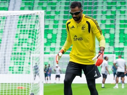 محمد العويس حارس السعودية في التدريبات قبل مواجهة أوروغواي بكأس العالم - 13 يونيو 2026 - X@SaudiNT