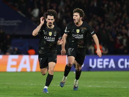 فيتينيا وجواو نيفيز خلال مباراة باريس سان جيرمان وتشيلسي بدوري أبطال أوروبا - 11 مارس 2026 - Reuters