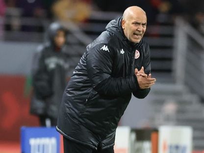 سامي الطرابلسي مدرب تونس في مباراة أوغندا بكأس إفريقيا - 23 ديسمبر 2025 - FB/@Équipe Nationale Tunisienne