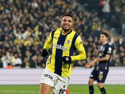 النصيري يضيف قاسم باشا إلى قائمة ضحاياه مع فنربخشة