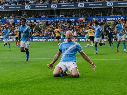 إيرلينغ هالاند مهاجم مانشستر سيتي يحتفل بهدفه أمام ولفرهامبتون بالدوري الإنجليزي - 16 أغسطس 2025 - X@ManCity