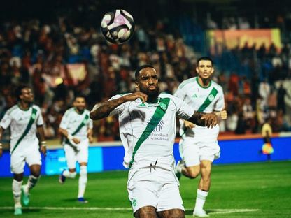 احتفال إيفان توني مهاجم الأهلي بتسجيل هدف في مرمى القادسية بالدوري السعودي - 13 مارس 2026 - X/@ALAHLI_FC