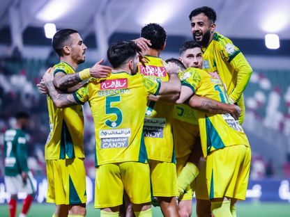 احتفال لاعبين من الخليج بتسجيل هدف في شباك الاتفاق بالدوري السعودي - 12 يناير 2026 - X/@Khaleejclub