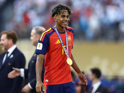 قميص منتخب إسبانيا "الأقل قيمة" بين عمالقة العالم