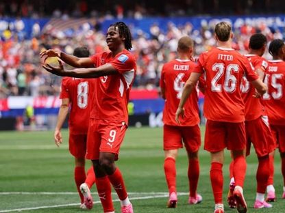 يوهان مانزامبي لاعب سويسرا يتألق أمام البوسنة والهرسك في كأس العالم - 18 يونيو 2026 - reuters