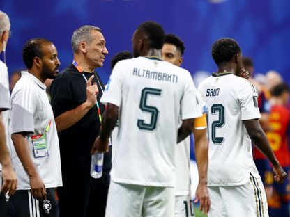 جورجيوس دونيس مدرب السعودية خلال لقاء إسبانيا بكأس العالم - 21 يونيو 2026 - Reuters